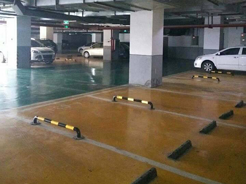 車庫(kù)防撞護(hù)欄