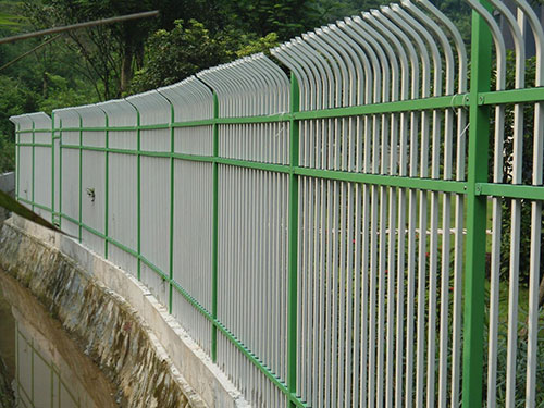 花園鋅鋼護欄